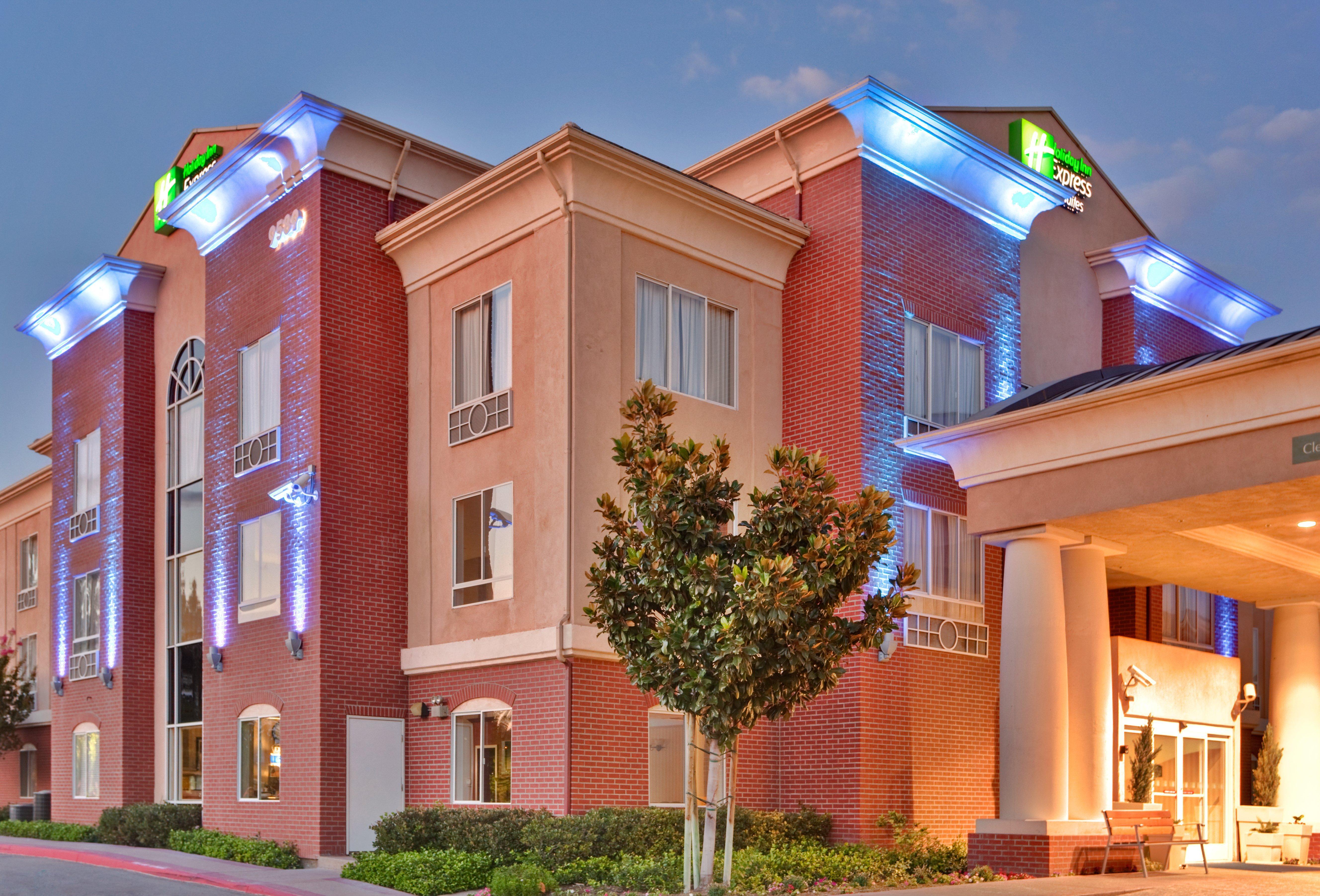 Holiday Inn Express Hotel & Suites Ontario Airport-Mills Mall By Ihg Rancho Cucamonga Exterior foto